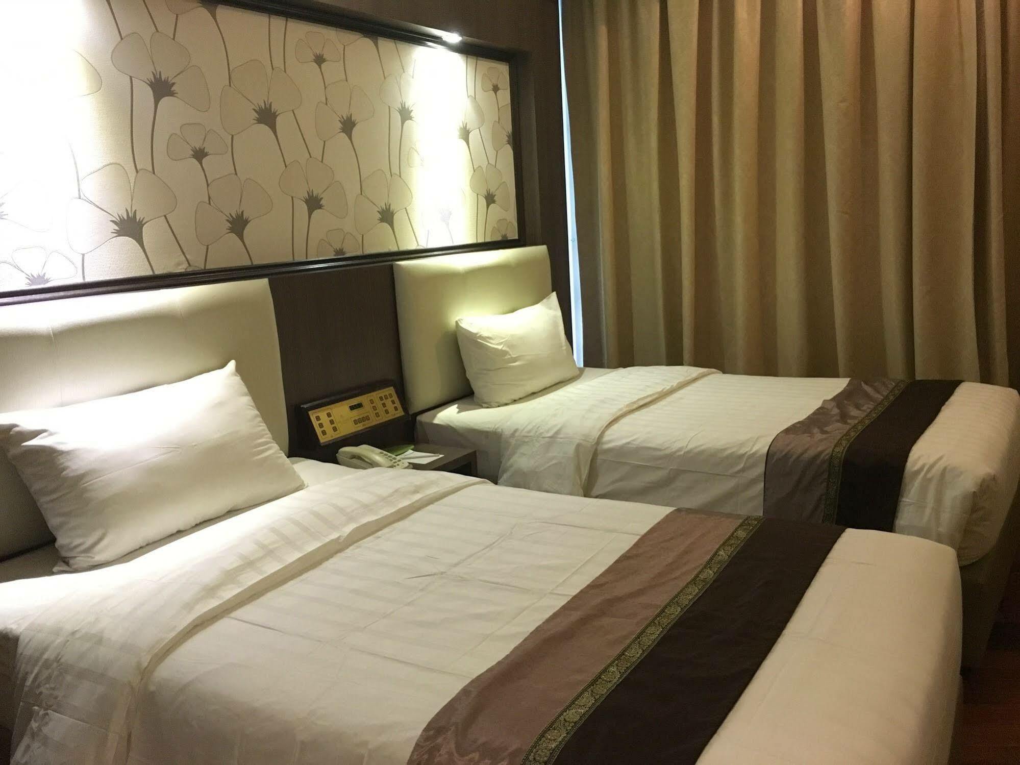 Ac Hotel By Marriott Ипох Экстерьер фото