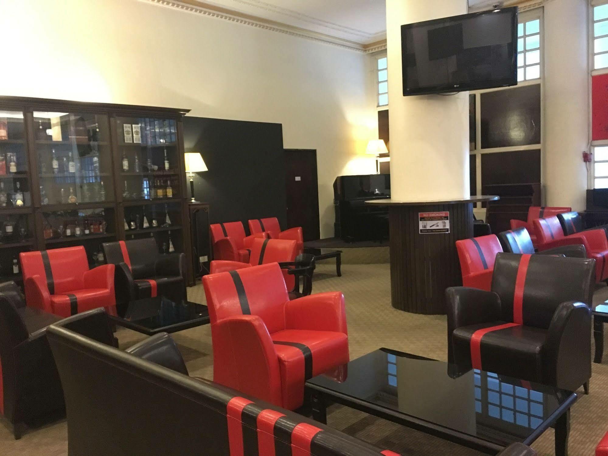 Ac Hotel By Marriott Ипох Экстерьер фото